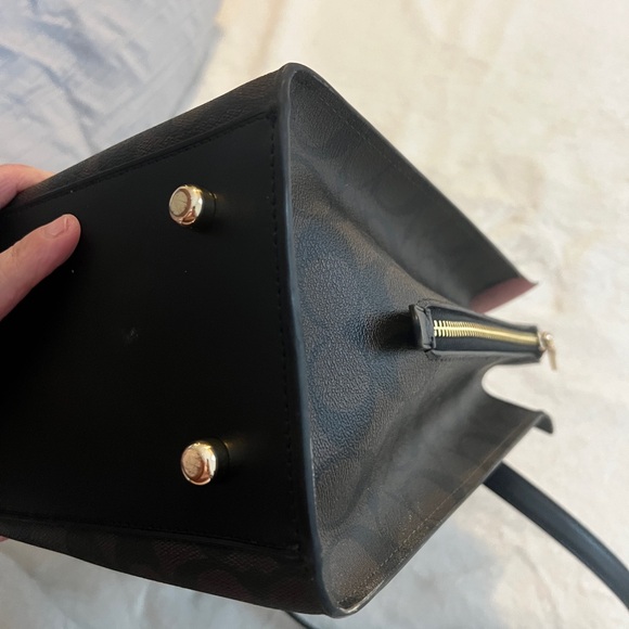 Coach Black and Brown Signature Tote - Picture 5 of 8